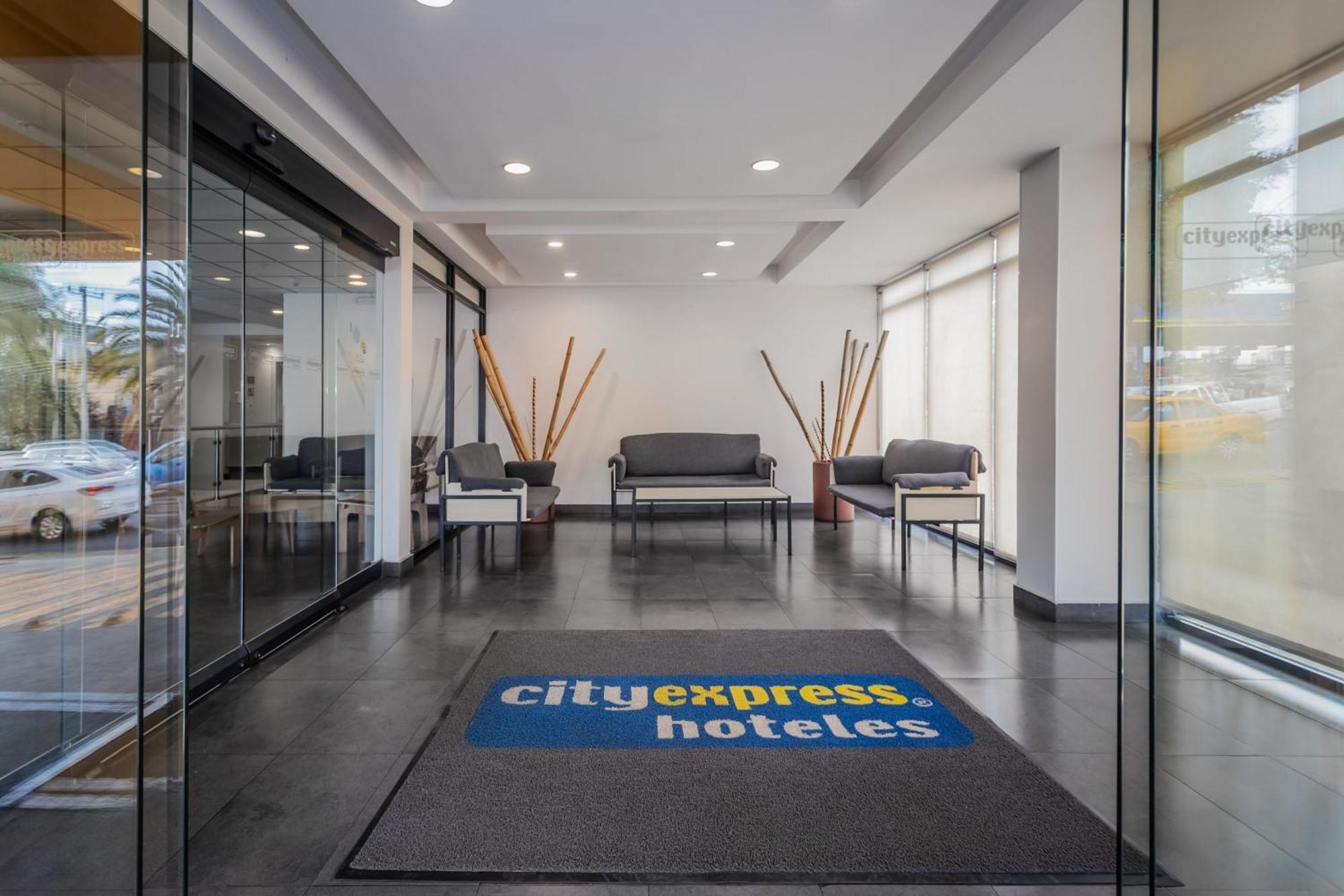 City Express By Marriott Oaxaca Ngoại thất bức ảnh