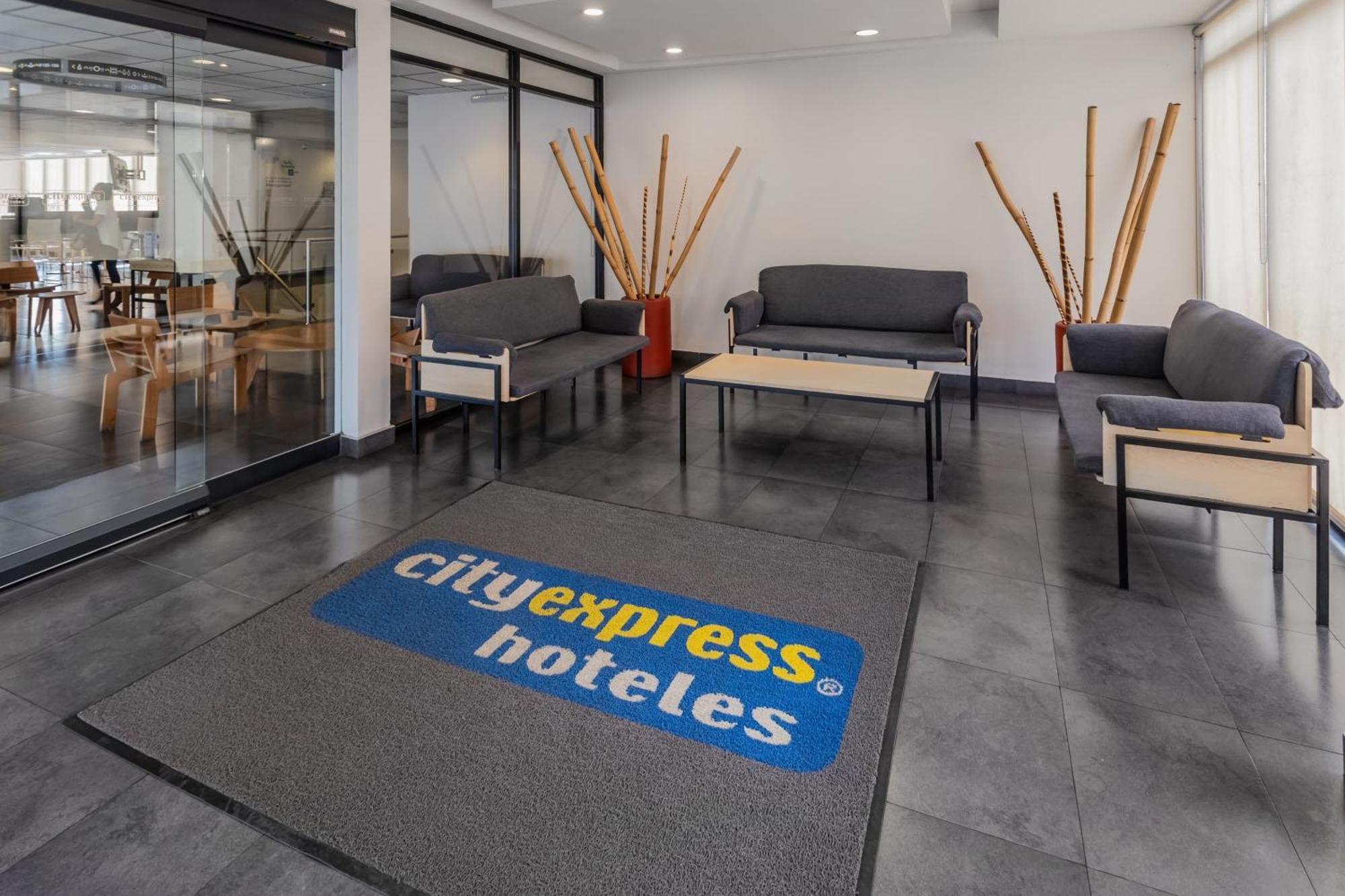 City Express By Marriott Oaxaca Ngoại thất bức ảnh